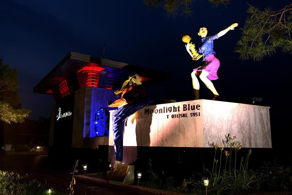 Moonlight Blue Pension Gapyeong Exterior photo