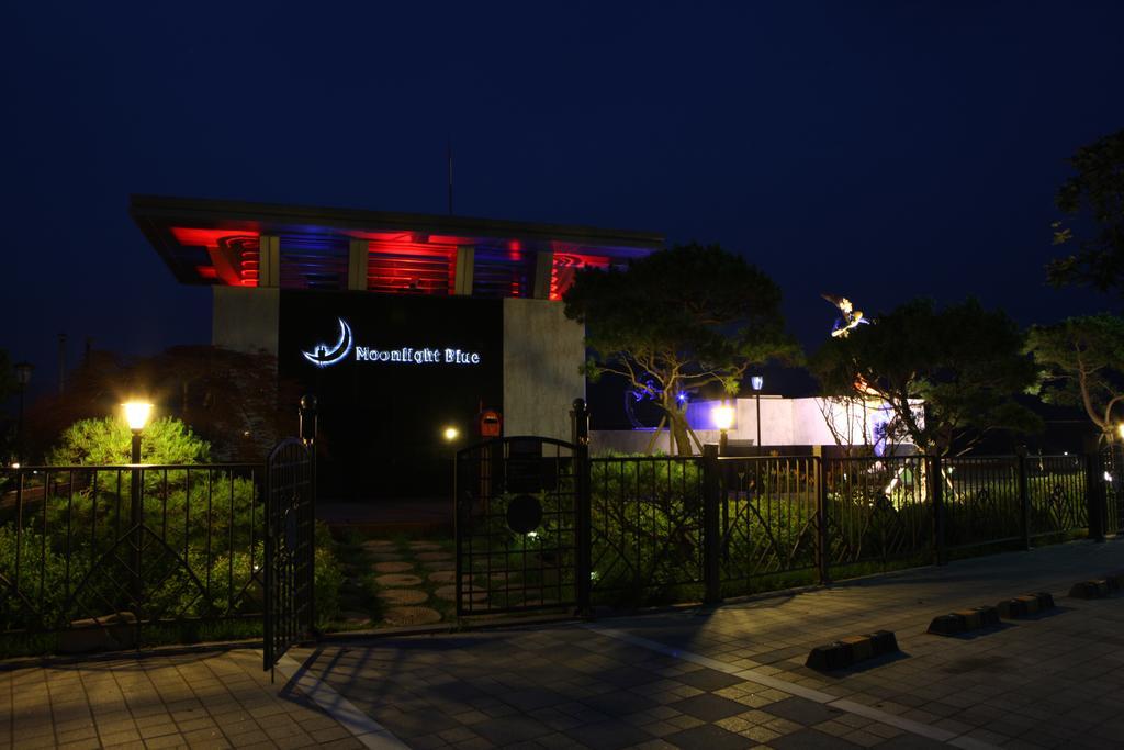 Moonlight Blue Pension Gapyeong Exterior photo
